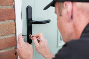 Home 3 Locksmiths em